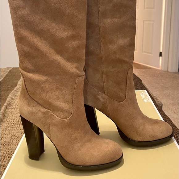 Michael Kors suede tall boots - Picture 1 of 4